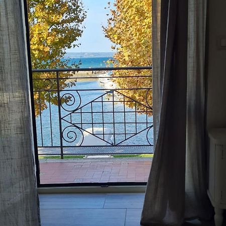 La Casetta Del Nonno Capodimonte Exteriér fotografie
